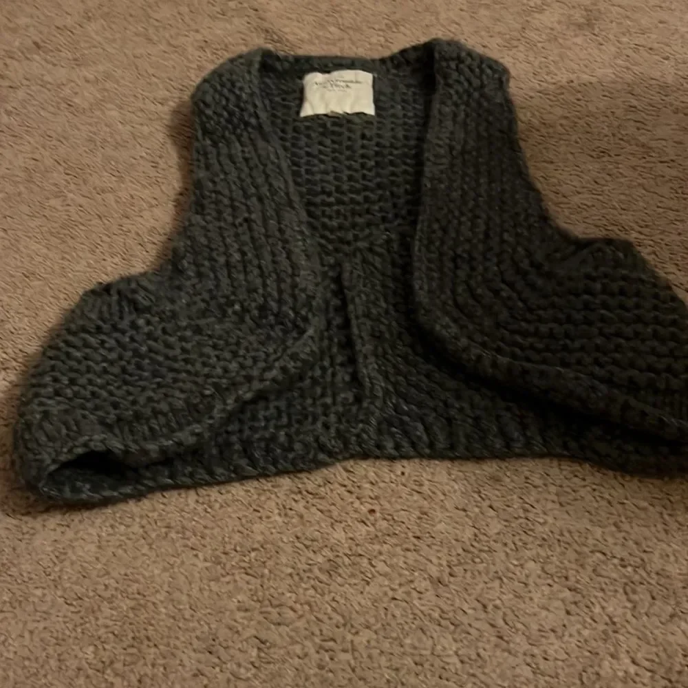 Abercrombie and fitch vest L - Picture 2 of 7